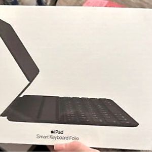 Apple MXNK2LLA Smart Keyboard for 11 inch IPAD-Pro-Black